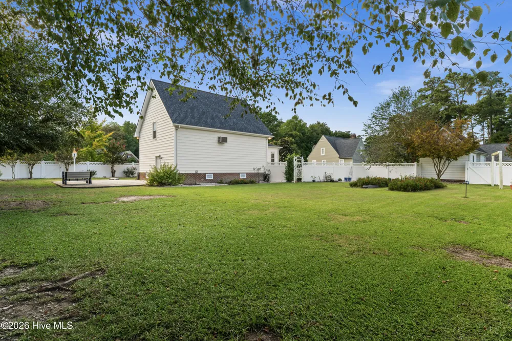 305 Fox Ridge Road Warsaw, NC 28398
