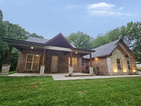 302 Oak Ridge Road