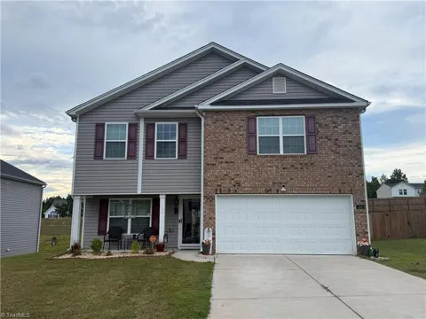192 Sparrow Lane #7