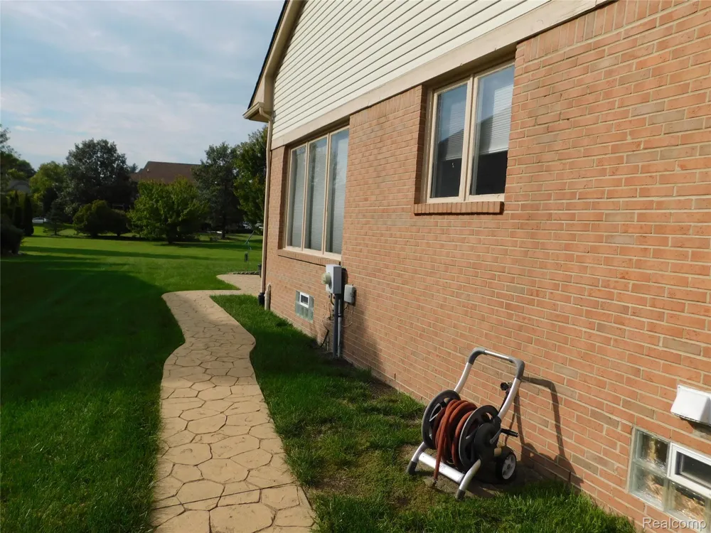 190 McDougal Court Canton Charter Township, MI 48188