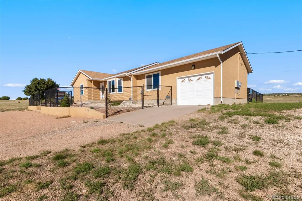 1689 Calle Rosa Place Pueblo West, CO 81007
