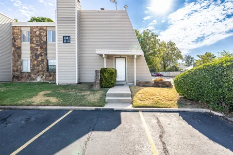 7451 S Yale Avenue #230