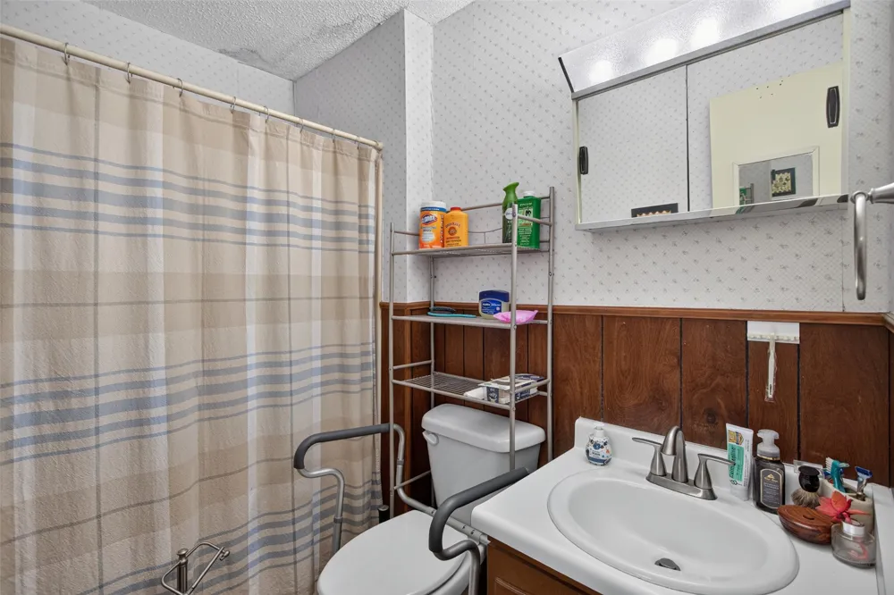 4088 S 4356 Pryor, OK 74361