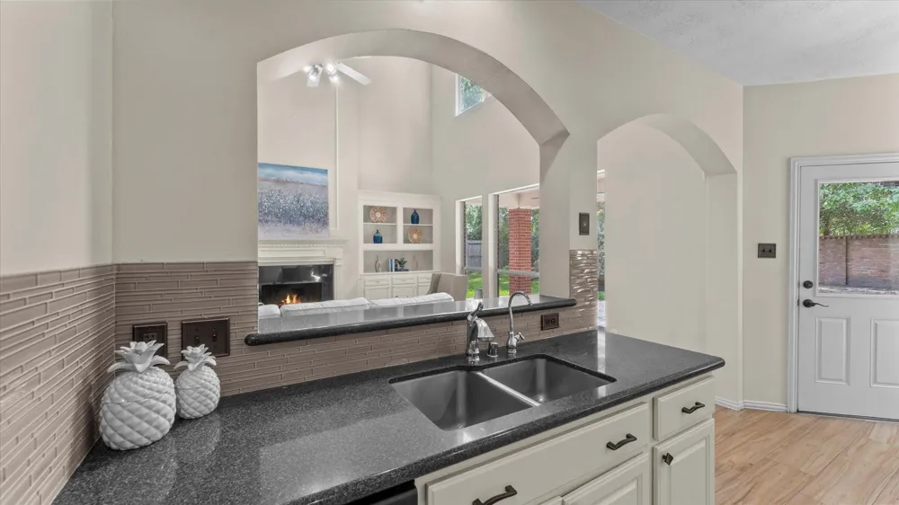 8324 Emerald Meadow Lane Humble, TX 77396