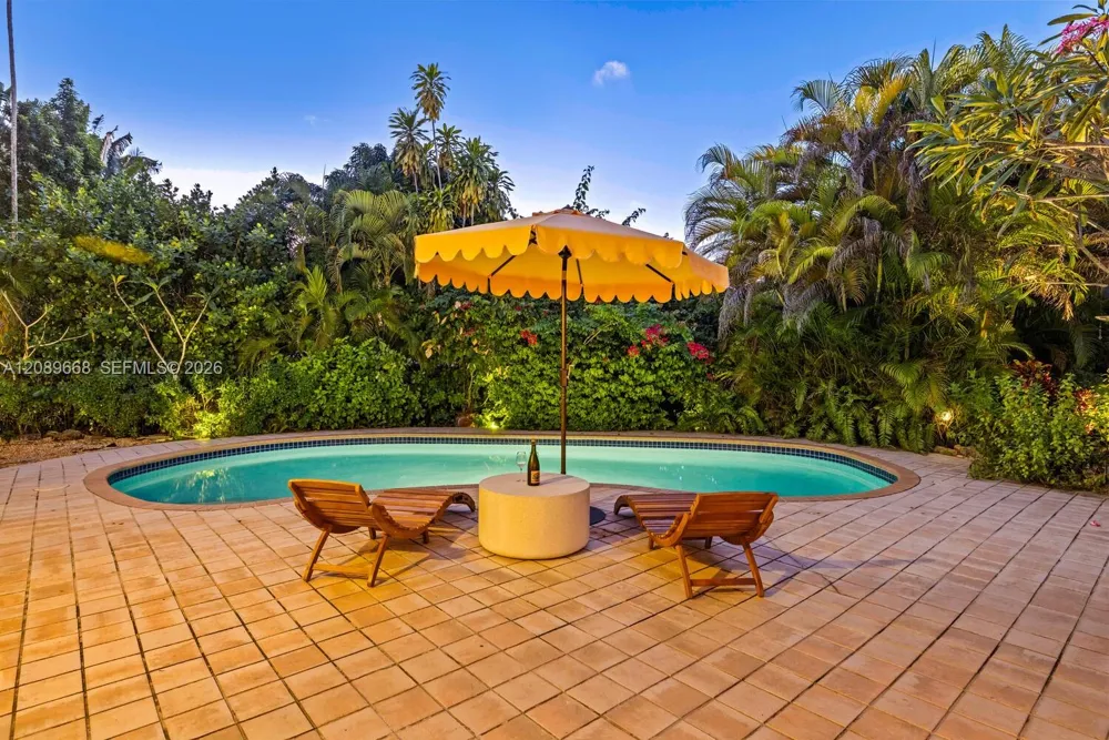 4450 SW 62nd Ct Miami, FL 33155