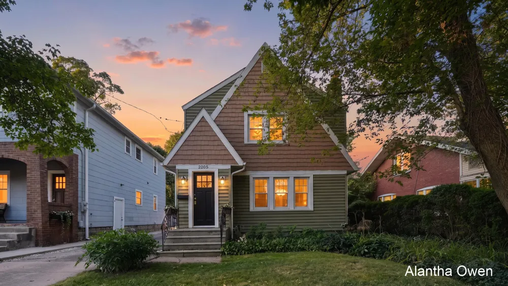 2205 W Main Street Kalamazoo Charter Township, MI 49006