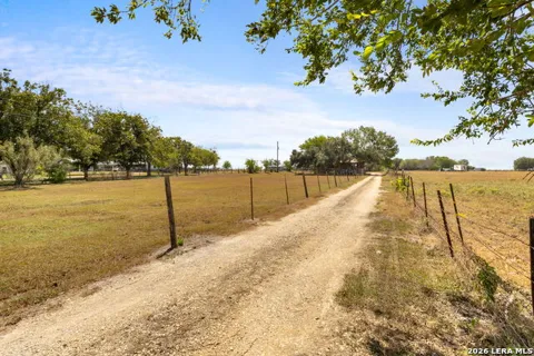 411 Willmann Rd