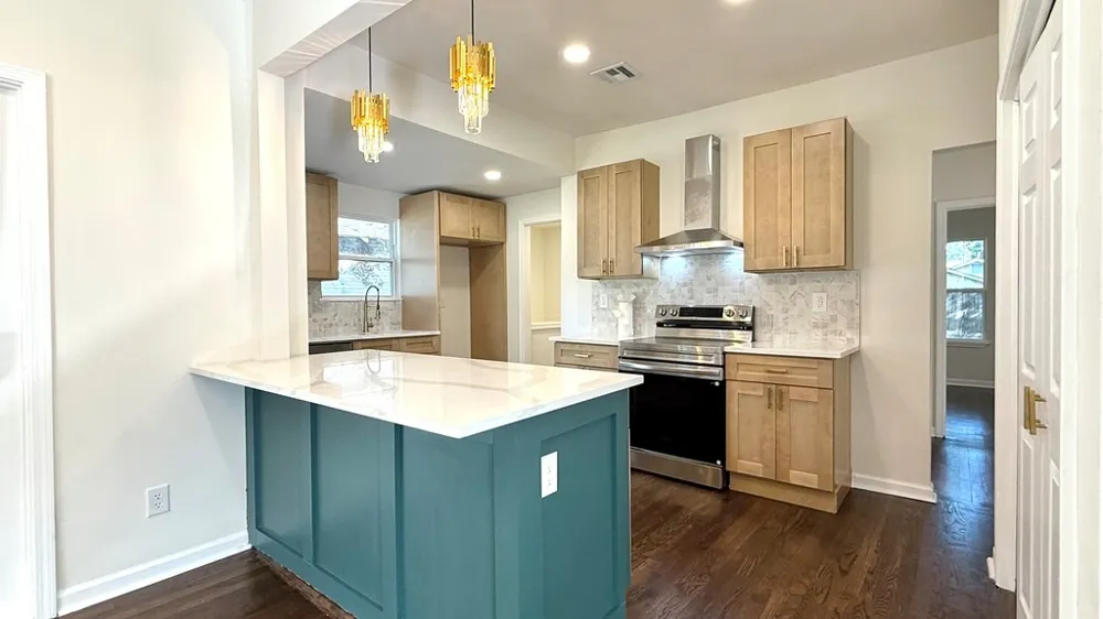 2239 E 8th Street Tulsa, OK 74104
