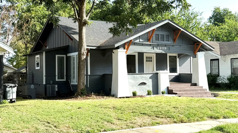 2239 E 8th Street Tulsa, OK 74104
