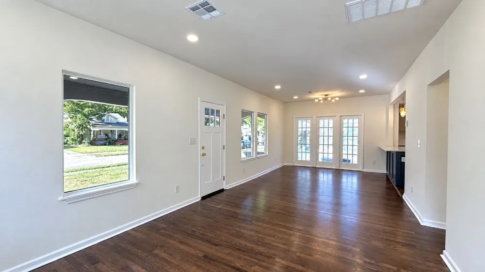 2239 E 8th Street Tulsa, OK 74104