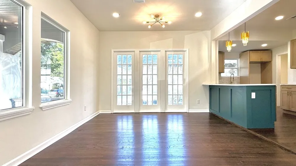 2239 E 8th Street Tulsa, OK 74104
