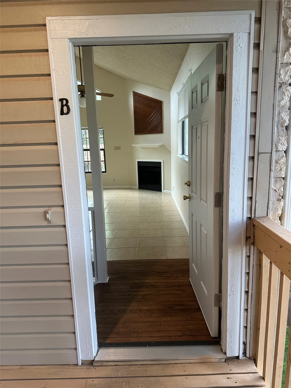 7107 Silver Dale Drive #B Austin, TX 78736
