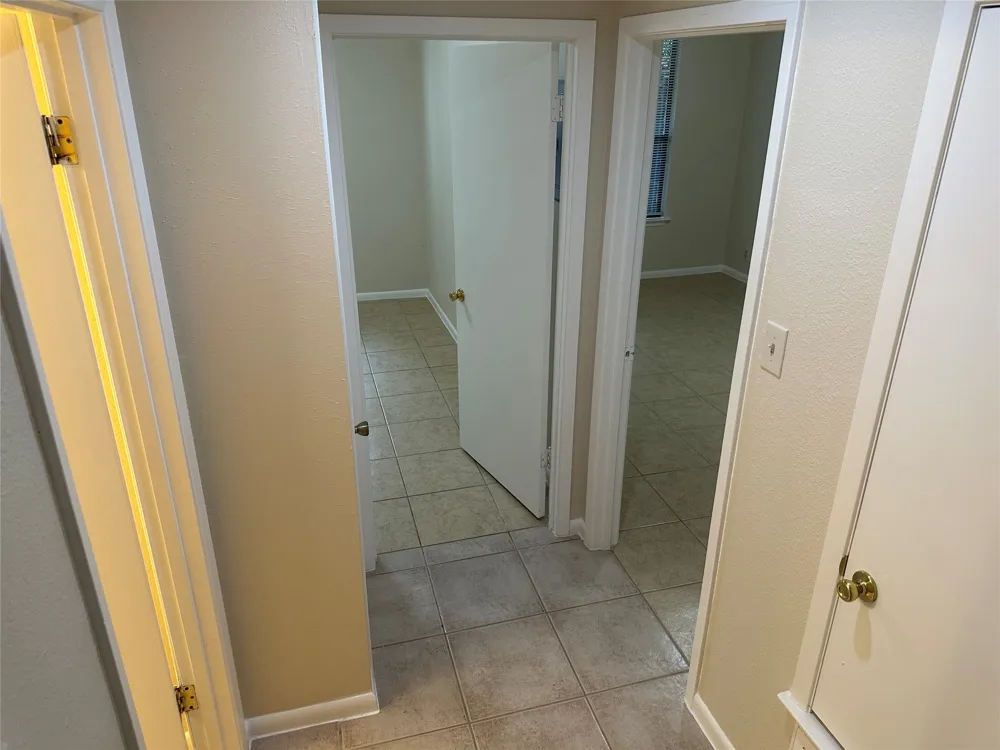 7107 Silver Dale Drive #B Austin, TX 78736