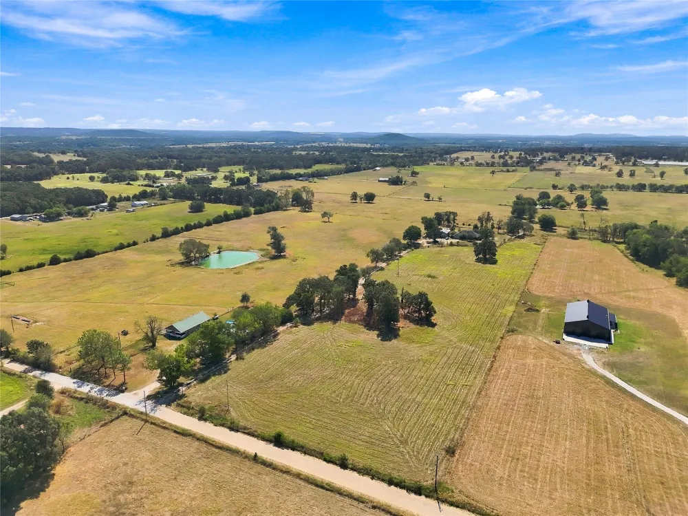 472732 E 650 ROAD Watts, OK 74964