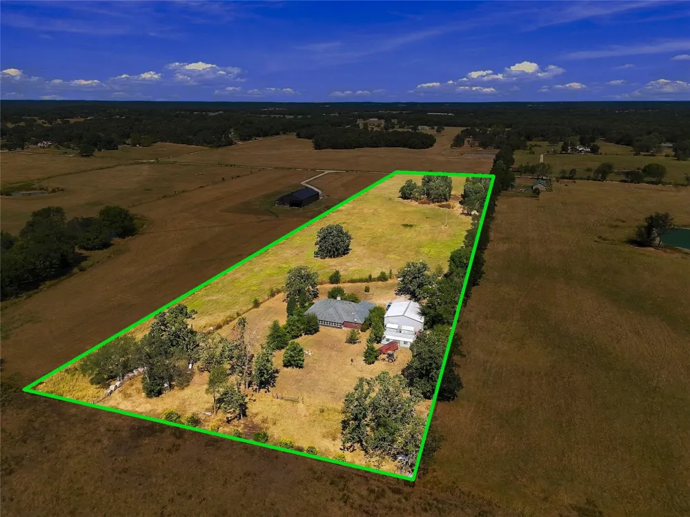 472732 E 650 ROAD Watts, OK 74964