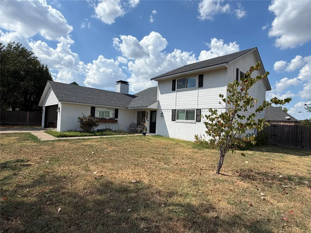 2708 Little John Drive Durant, OK 74701