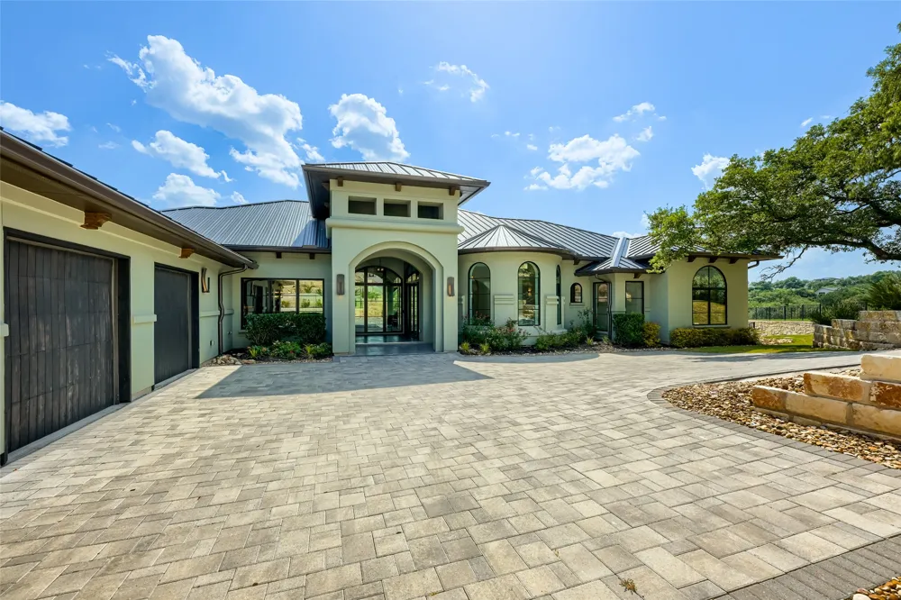 8132 Magnolia Ridge Cove Austin, TX 78738