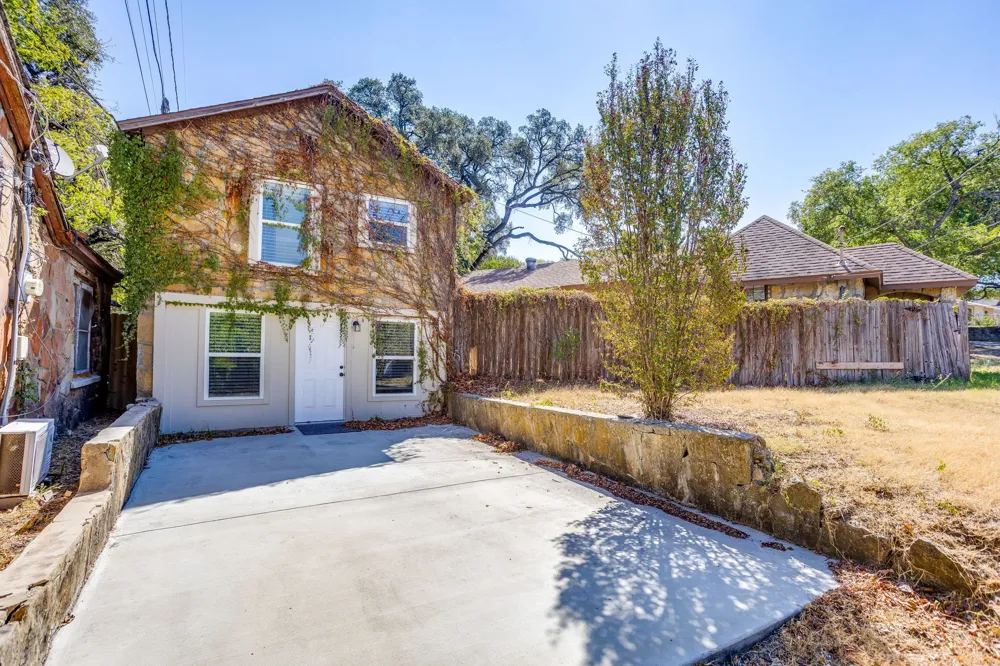 6940 Hatch Road Fort Worth, TX 76135