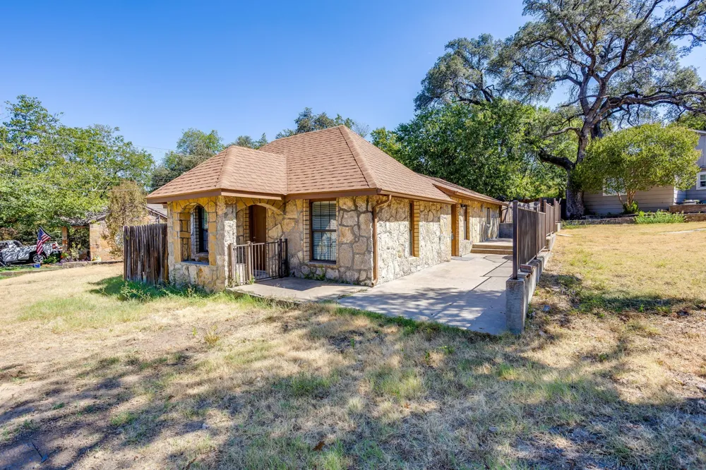 6940 Hatch Road Fort Worth, TX 76135