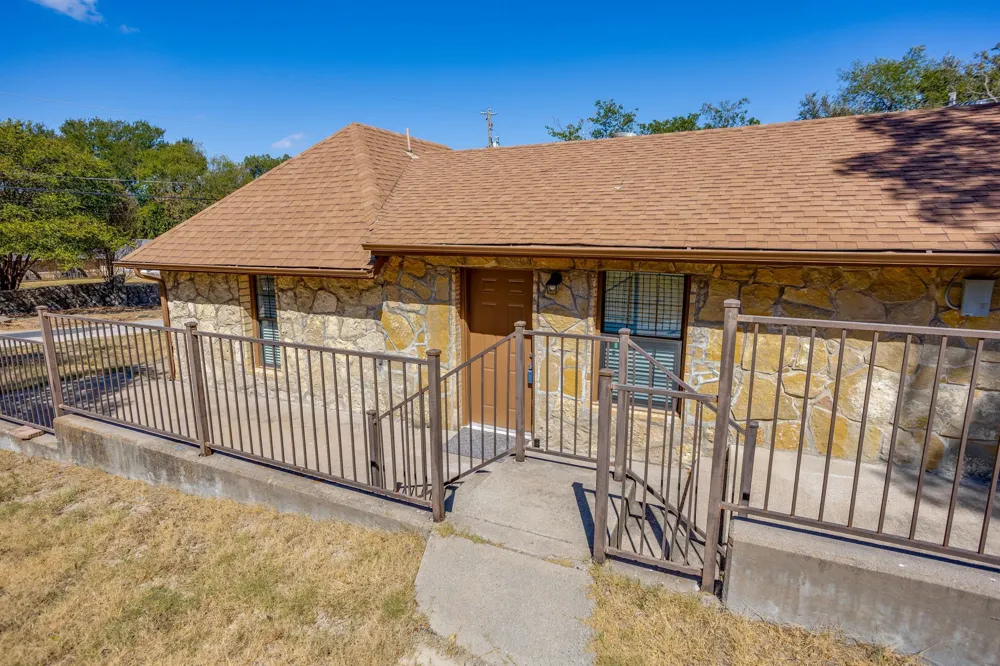 6940 Hatch Road Fort Worth, TX 76135