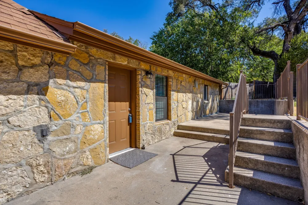 6940 Hatch Road Fort Worth, TX 76135