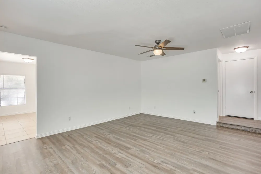 6940 Hatch Road Fort Worth, TX 76135