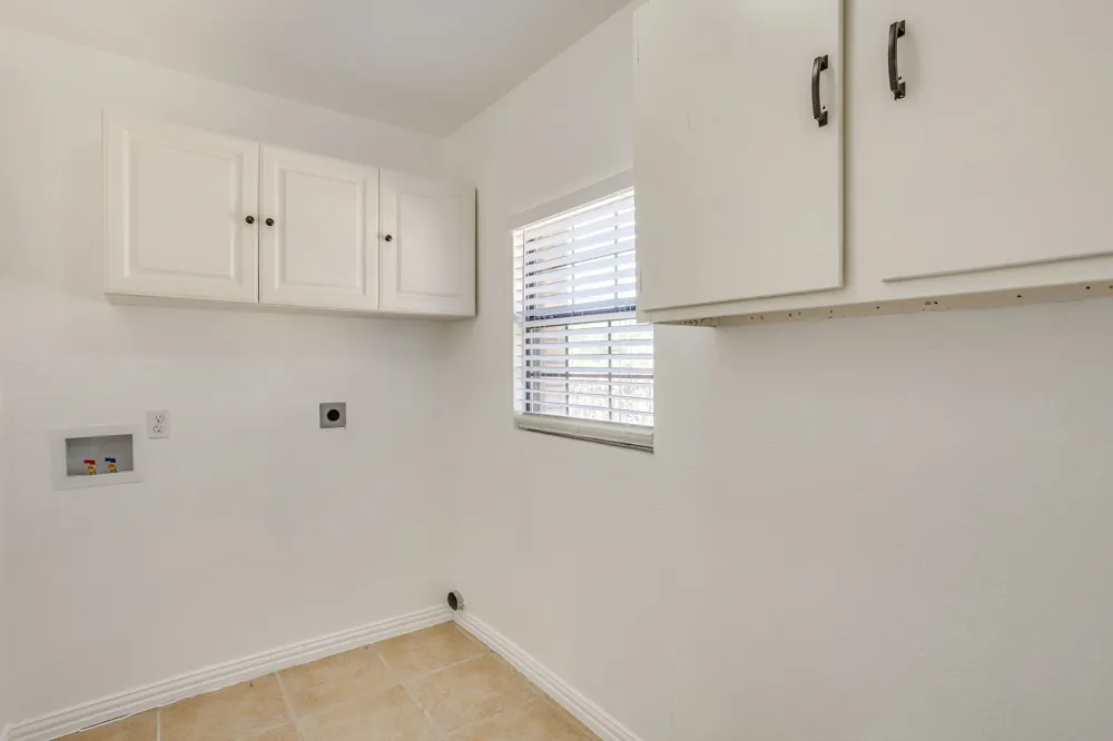 6940 Hatch Road Fort Worth, TX 76135