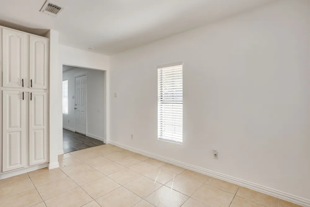 6940 Hatch Road Fort Worth, TX 76135