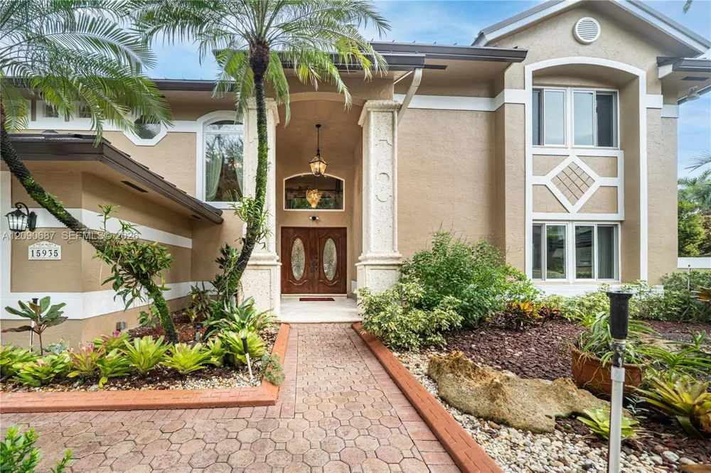 15935 NW 82nd Ct Miami Lakes, FL 33016