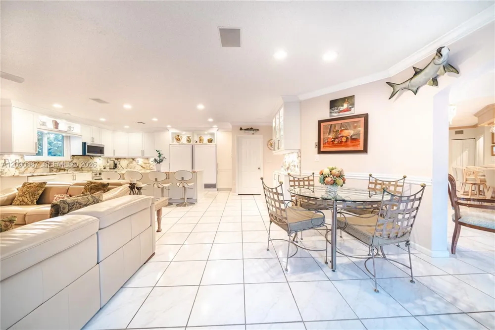 15935 NW 82nd Ct Miami Lakes, FL 33016