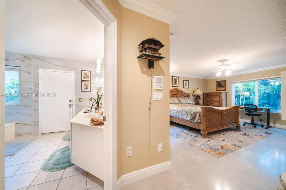 15935 NW 82nd Ct Miami Lakes, FL 33016