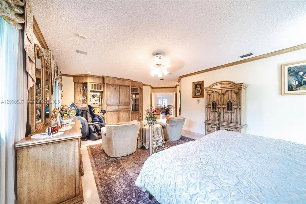 15935 NW 82nd Ct Miami Lakes, FL 33016