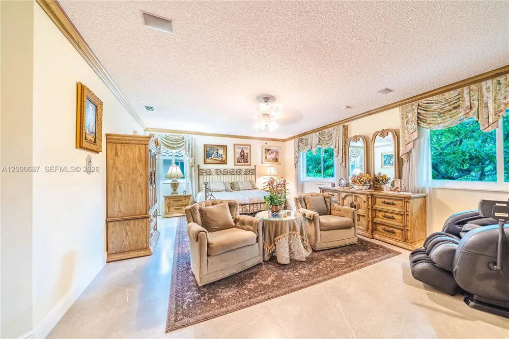 15935 NW 82nd Ct Miami Lakes, FL 33016