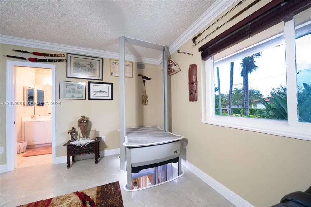 15935 NW 82nd Ct Miami Lakes, FL 33016
