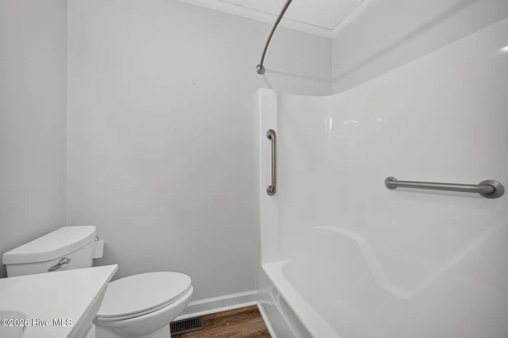 1600 Darian Drive Elizabeth City, NC 27909
