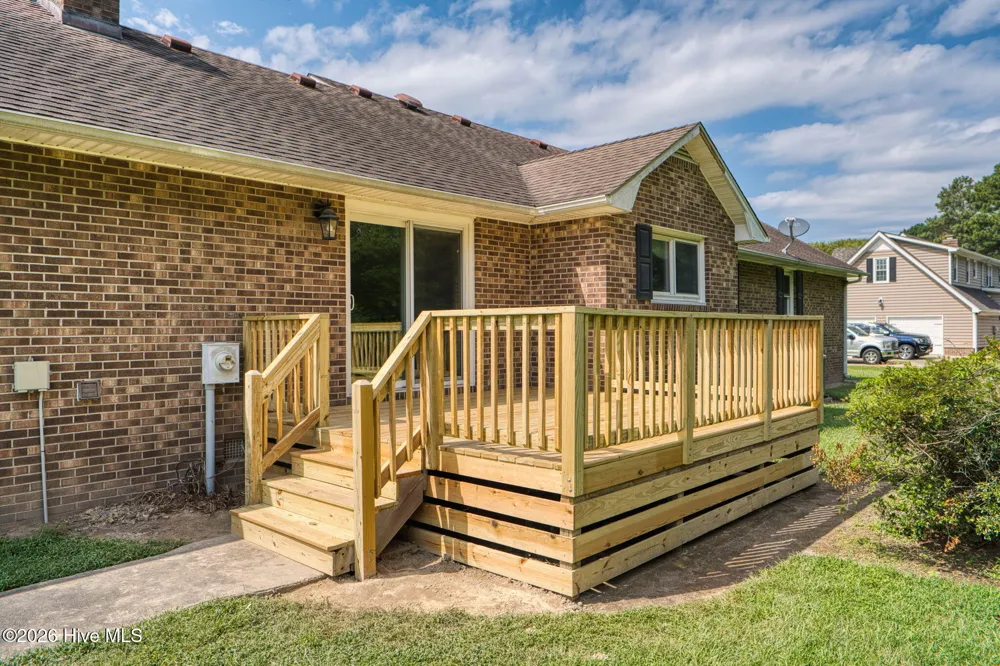 1600 Darian Drive Elizabeth City, NC 27909