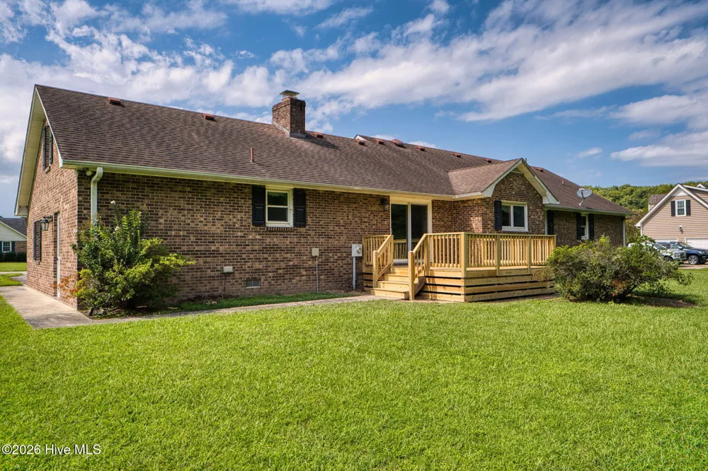 1600 Darian Drive Elizabeth City, NC 27909