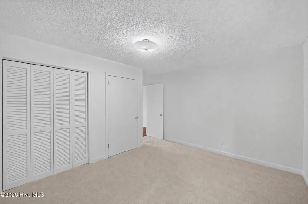 1600 Darian Drive Elizabeth City, NC 27909