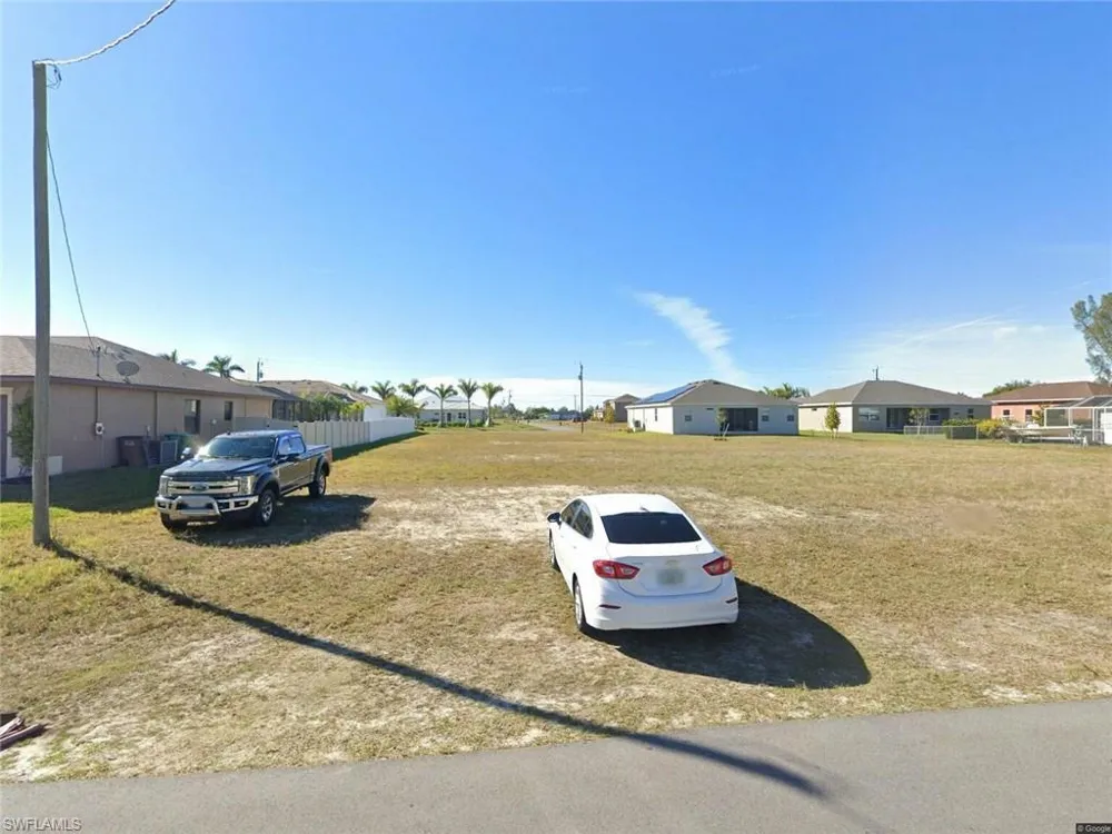 18 NW 35th Place Cape Coral, FL 33993