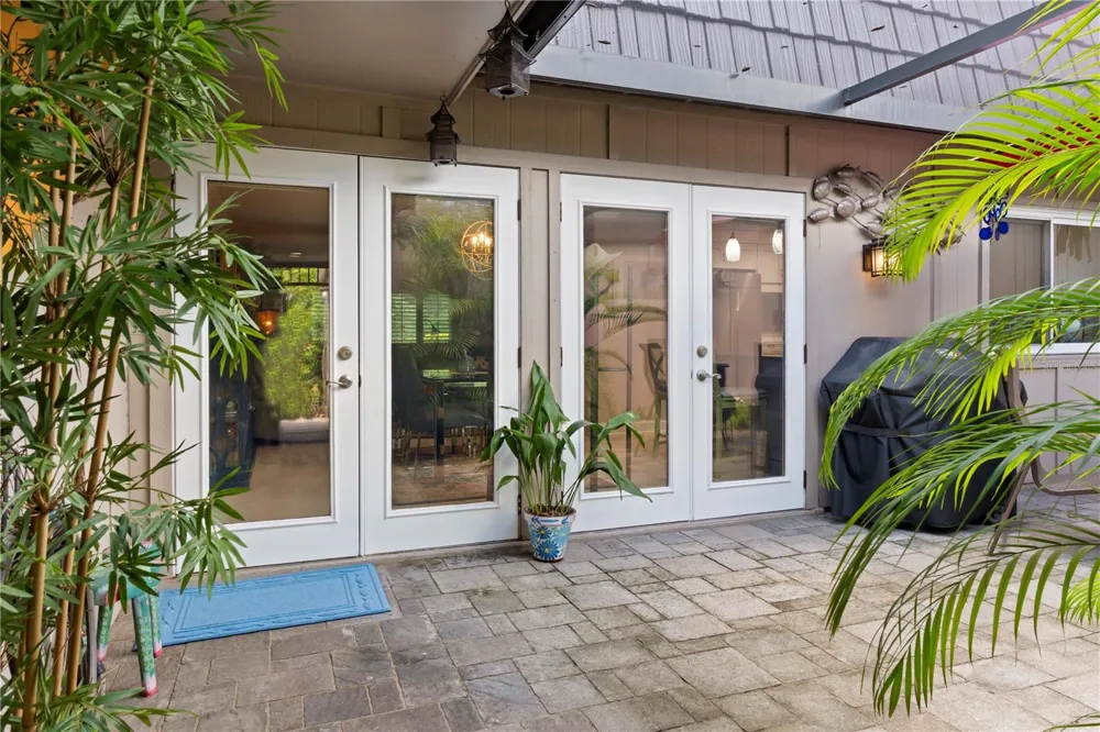 3714 CARROLLBROOK ROAD Tampa, FL 33618