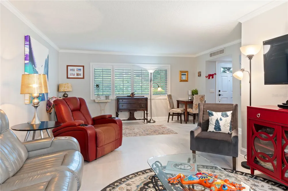 3714 CARROLLBROOK ROAD Tampa, FL 33618