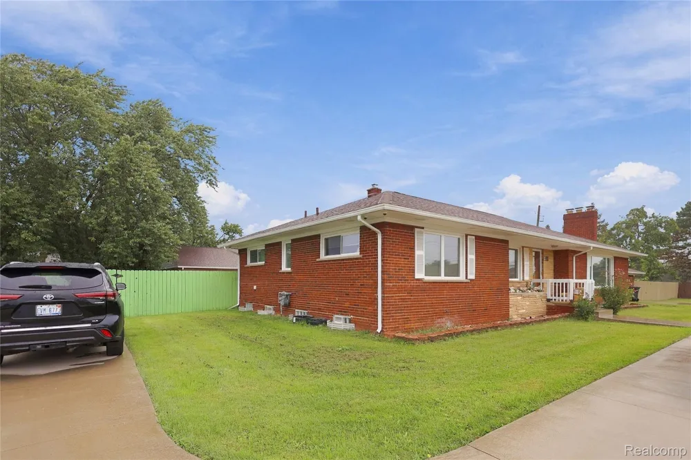 5353 18 Mile Road Sterling Heights City, MI 48314