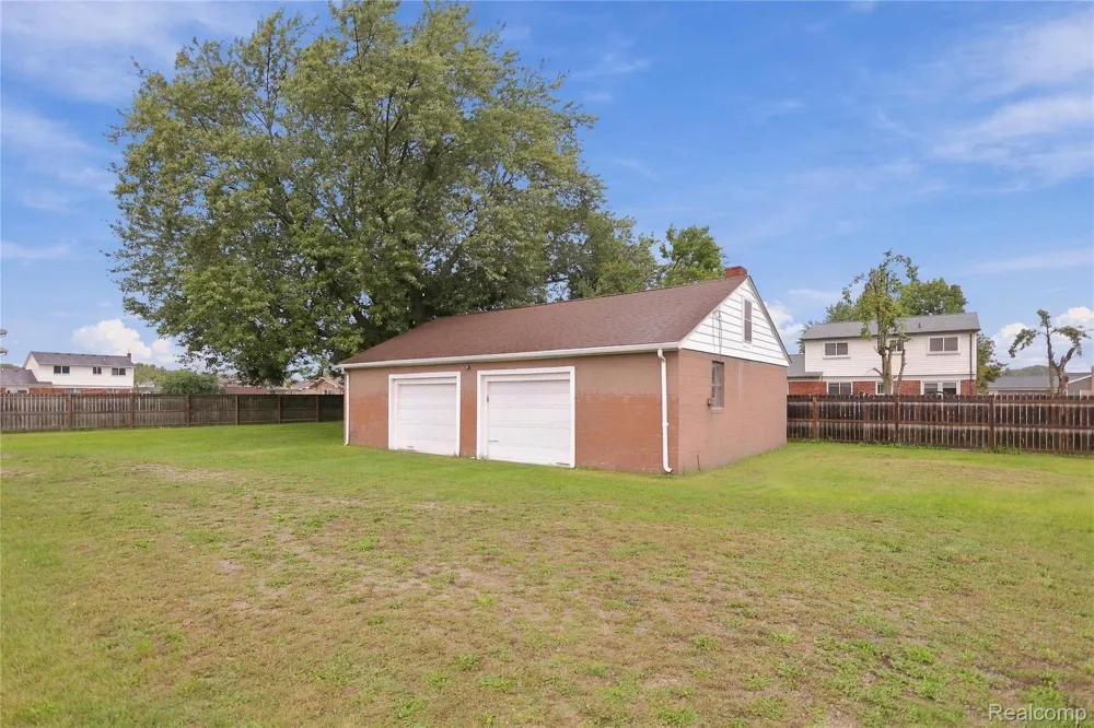 5353 18 Mile Road Sterling Heights City, MI 48314