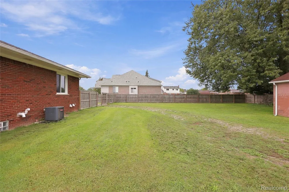 5353 18 Mile Road Sterling Heights City, MI 48314
