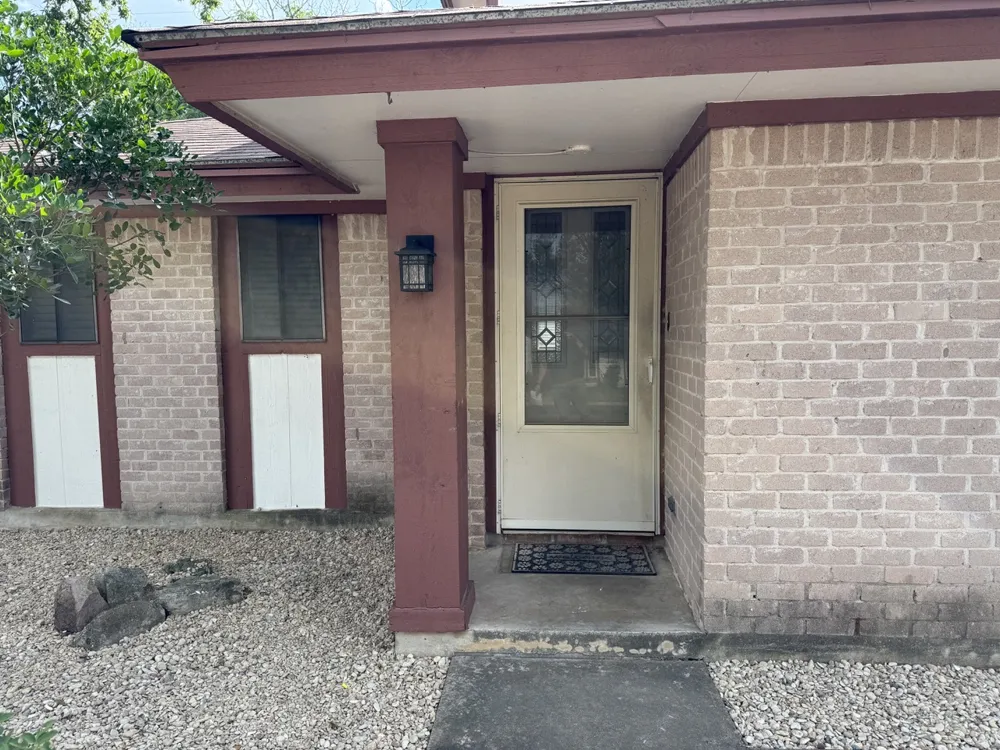7505 Hill Meadow Circle Austin, TX 78736