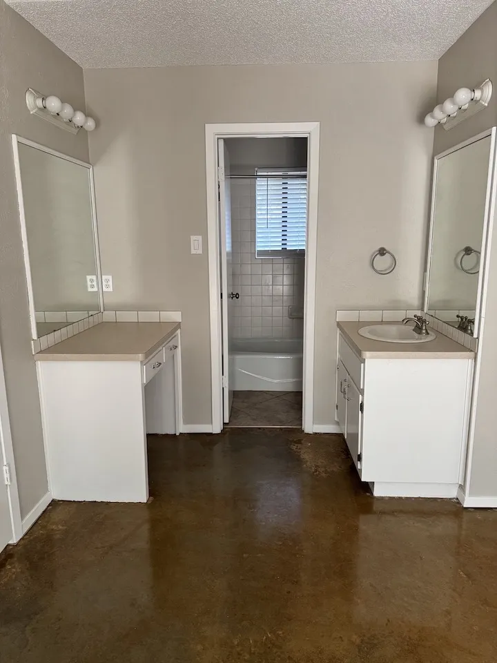 7505 Hill Meadow Circle Austin, TX 78736