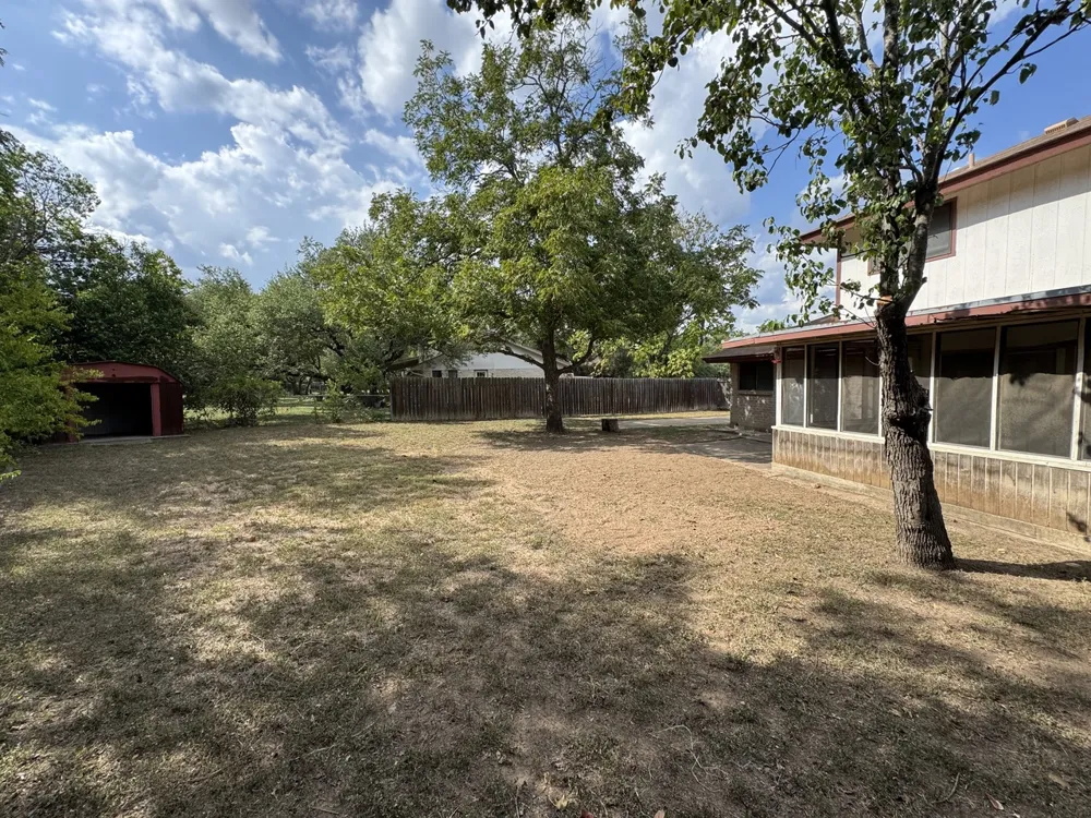 7505 Hill Meadow Circle Austin, TX 78736