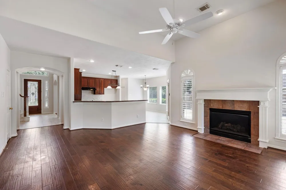 17806 W Copper Lakes Drive Houston, TX 77095