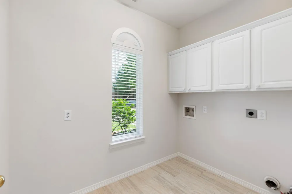 17806 W Copper Lakes Drive Houston, TX 77095