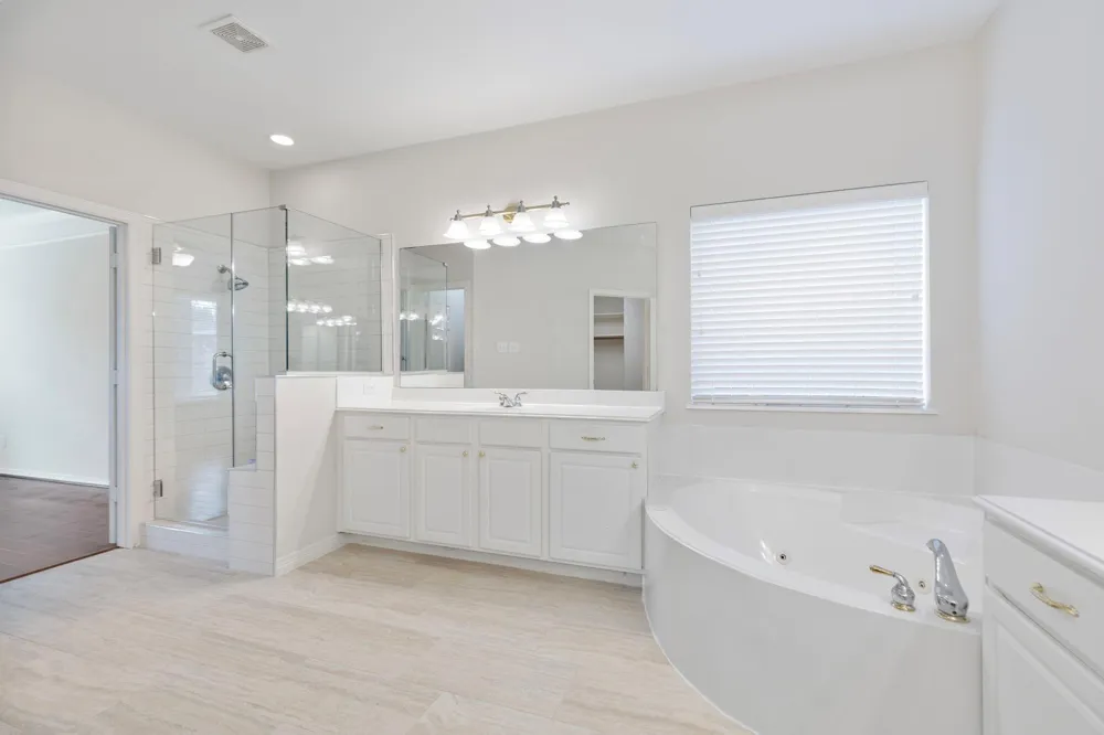 17806 W Copper Lakes Drive Houston, TX 77095